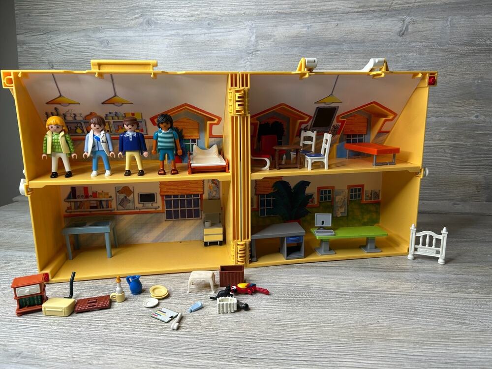 Playmobil Pet Vet Clinic Take Along Retired 2005 Hospital - All Pieces Shown Inc